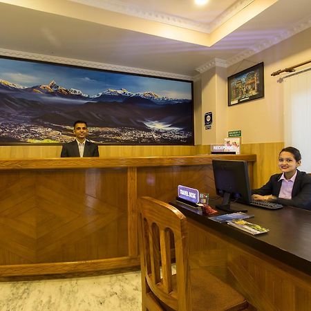Pokhara Choice Inn Extérieur photo